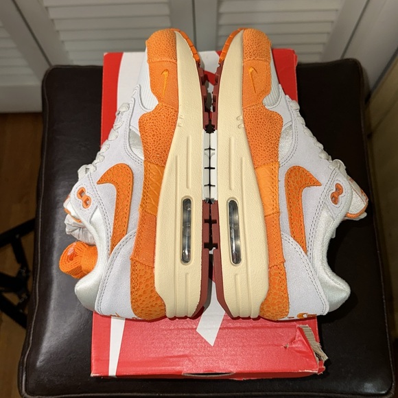 WMNS Nike Air Max 1 “Magma Orange”… - Picture 4 of 7